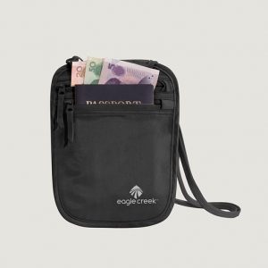 neck-travel-wallet-11